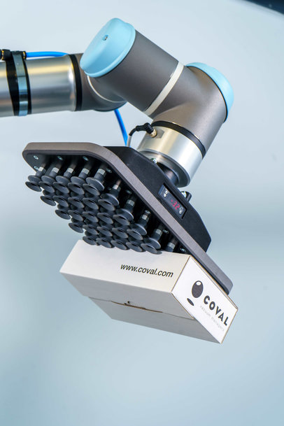 COVAL actualiza sus cajones de vacío de carbono CVGC con una segunda generación aún más versátil 