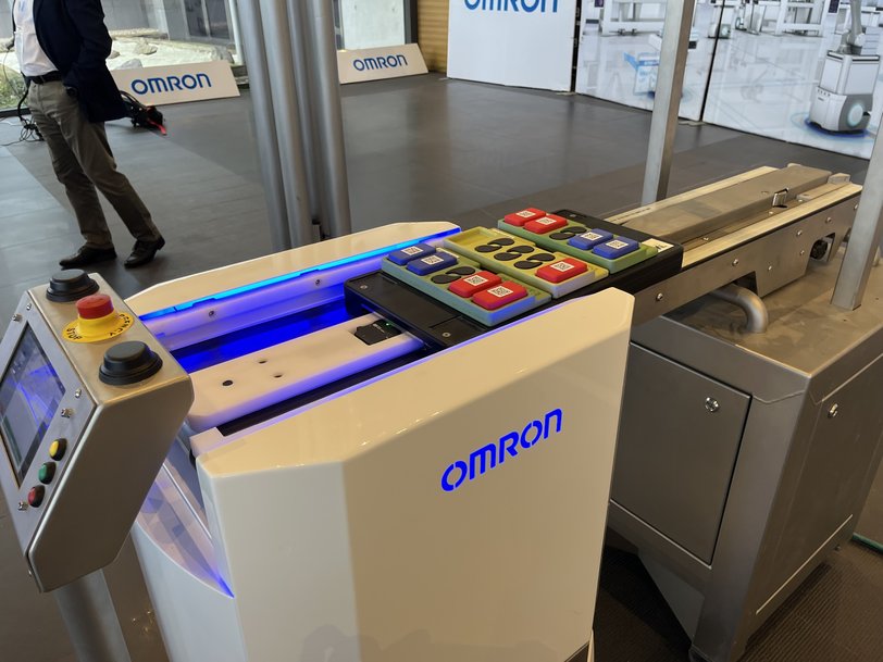 OMRON y Dassault Systèmes muestran la innovación en fabricación en España 